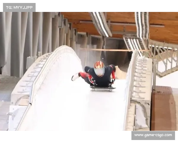 钢架雪车亚洲杯延庆站开赛,选手挑战“冰上F1” 钢架雪车亚洲杯延庆站开赛,选手挑战“冰上F1”